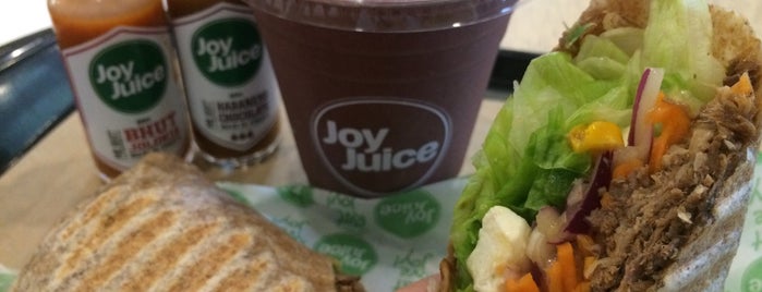 Joy Juice is one of สถานที่ที่ Sthephane ถูกใจ.