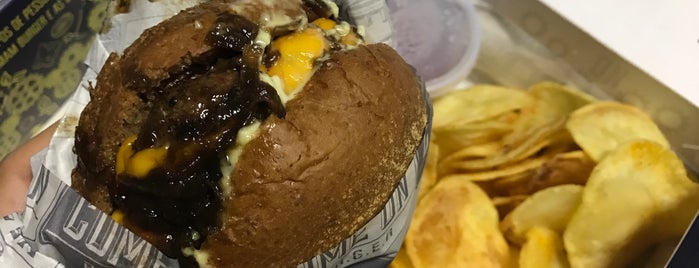 ComeOn Burger is one of Lugares favoritos de Sthephane.