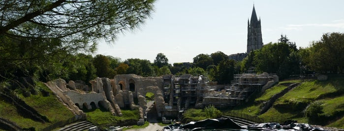 Parc des Arènes is one of J'espère y aller un jour....