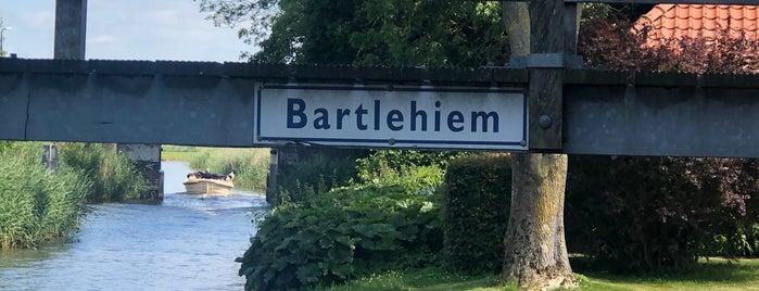 Bruggetje van Bartlehiem is one of Elfstedentocht.