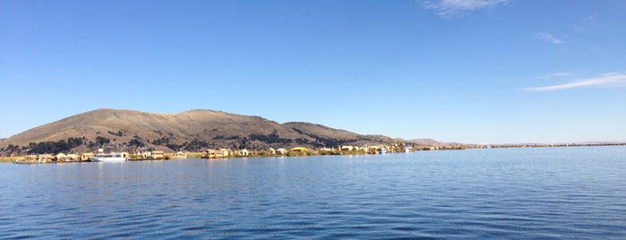 Lago Titicaca is one of Perú 01.