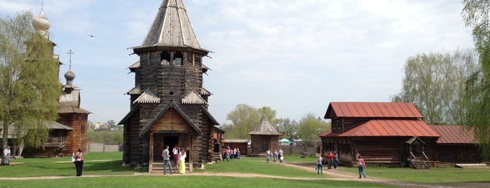 Музей деревянного зодчества и крестьянского быта is one of Золотое кольцо.
