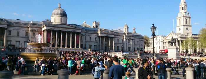 Trafalgar Square is one of Londen.