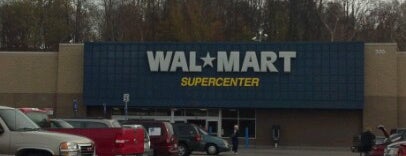 Walmart Supercenter is one of สถานที่ที่ Cralie ถูกใจ.