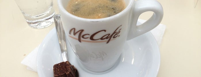 McCafé is one of Lieux qui ont plu à Oz.