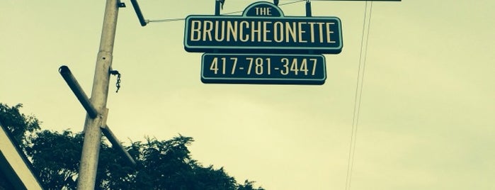 The Bruncheonette is one of Locais curtidos por Michael.
