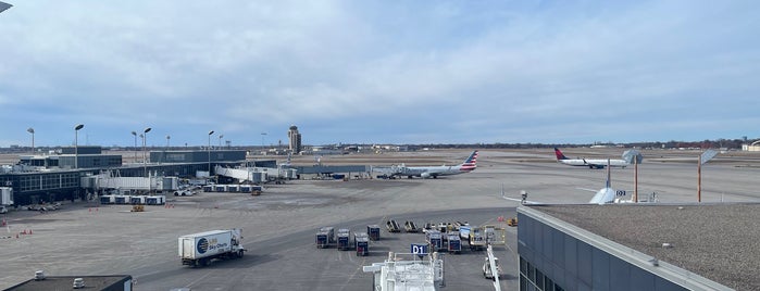 Observation Deck is one of Minneapolis airport to CHECK OUT!!.