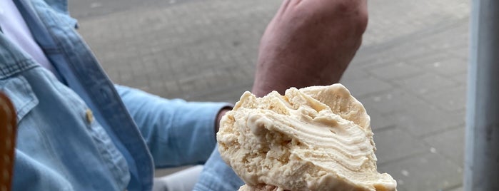 De IJssalon van Breda – Bon Appetit is one of Beste ijs van NL.
