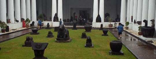 Museum Nasional Indonesia is one of Monument, Museum, & Other Hystorical Site.