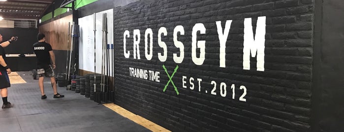 Crossgym Crossfit is one of Gimnasios.