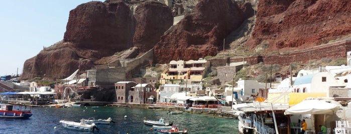 Ammoudi is one of Santorini.