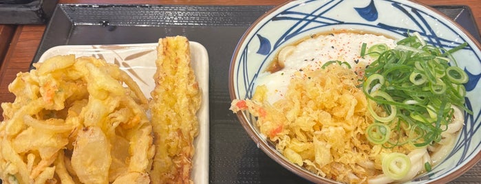 丸亀製麺 浜松西塚店 is one of 丸亀製麺 中部版.