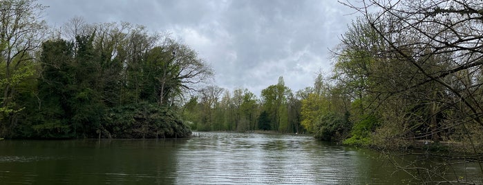 Lac des Minimes is one of Montreuil and around.