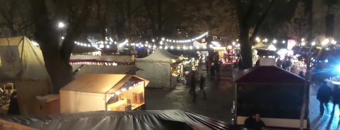 Böhmischer Weihnachtsmarkt is one of Berlin Christmas markets.