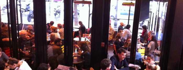 Delaville Café is one of Paris // For Foreign Friends.