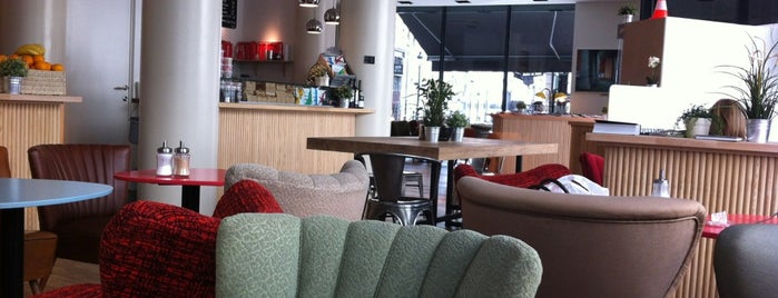 JAT' is one of Design coffee in BxlCity.