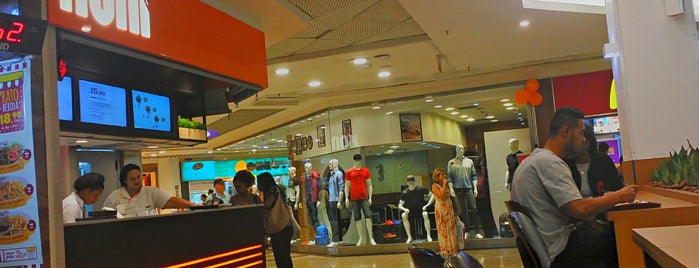 Koni Store is one of Tijuca.