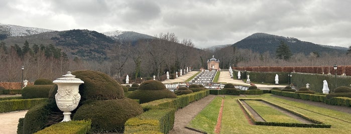 Palacio Real de La Granja is one of conoce España.