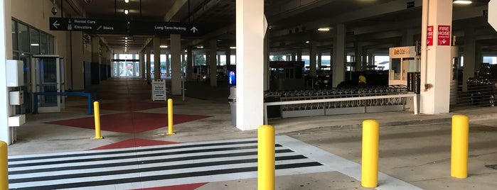Hertz car rental airport locations