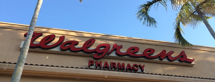 Walgreens is one of Orte, die Enrique gefallen.