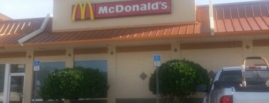 McDonald's is one of Tempat yang Disukai John.