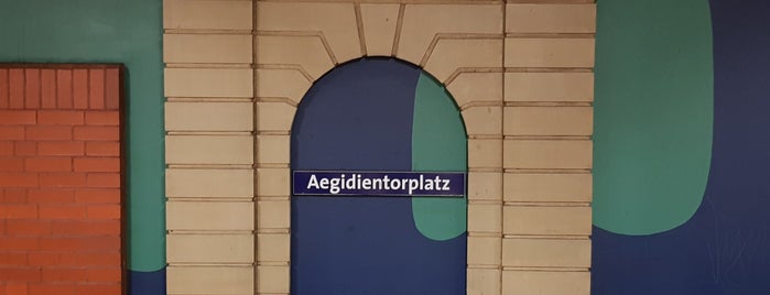 U Aegidientorplatz is one of Bahnhöfe.