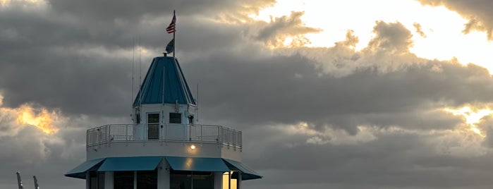 Miami Beach Marina is one of Транспорт.