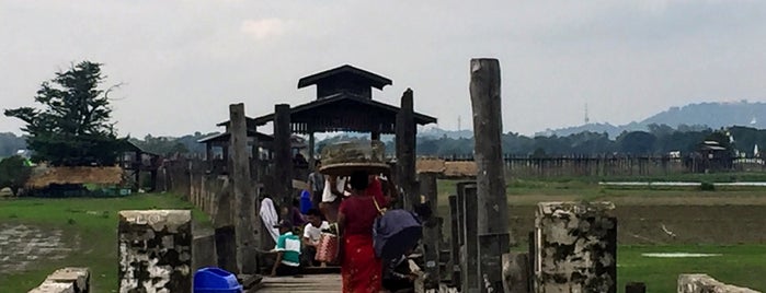 ဦးပိန် တံတား U Bein Bridge is one of Pagoda hopping through Myanmar.