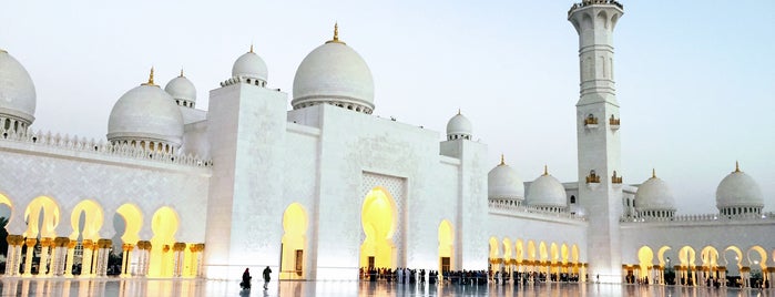 Sheikh Zayed Grand Mosque is one of Best of: Dubai.