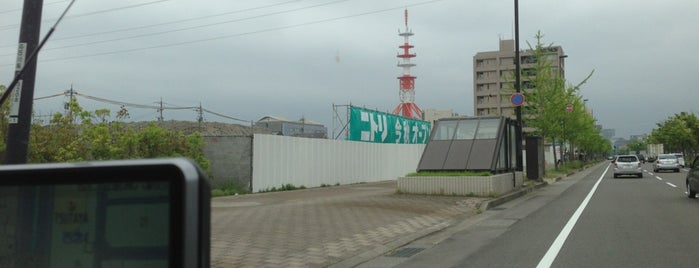 金沢ハウジングセンター is one of 50メートル道路.