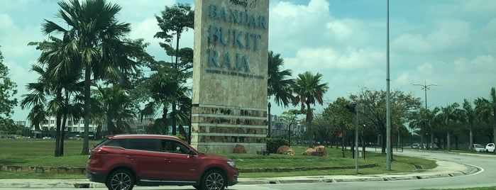 Bandar Bukit Raja is one of Places been.