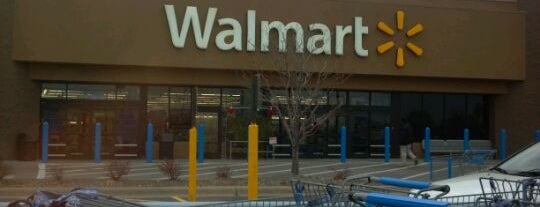 Walmart is one of Tempat yang Disukai John.