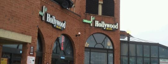 Hollywood Blvd is one of #visitUS Chicagoland Movie Run.