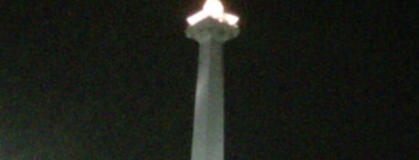 Monumen Nasional (MONAS) is one of Tempat Nongkrong Berlama2.