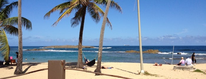 Escambron Beach Bar & Restaurant is one of 2Do San Juan.