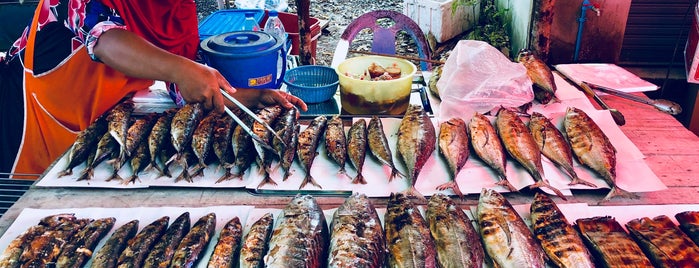 Wednesday Market is one of Koh Lanta.