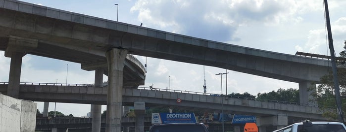 T-Junction Sri Damansara is one of ꌅꁲꉣꂑꌚꁴꁲ꒒さんの保存済みスポット.