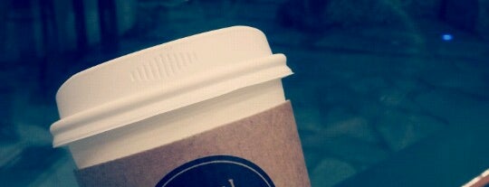 압구정 볶는 커피 is one of Ben's list for Coffee and Cafe.