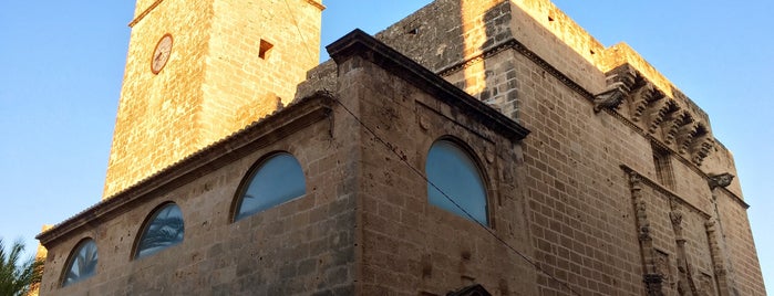 Iglesia de San Bartolomé is one of Tempat yang Disukai Luis.