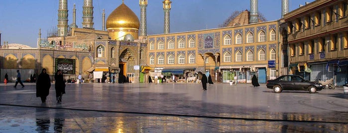 Holy Shrine of Hazrat-e Masoumeh is one of Hourie’s Liked Places.