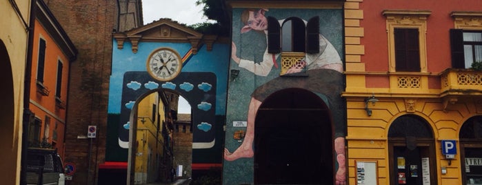Rocca Di Dozza is one of Tempat yang Disukai Daniele.
