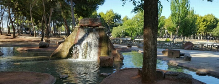 Parque Alces de Alcazar de San Juan is one of Locais curtidos por Federico.
