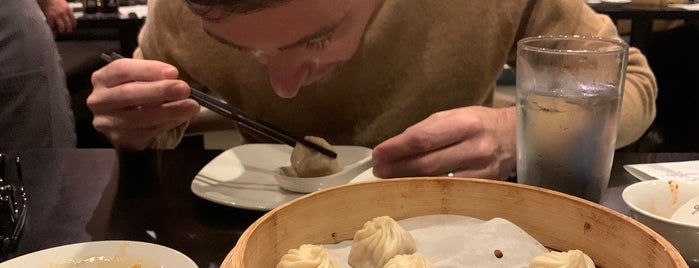 Din Tai Fung 鼎泰豐 is one of Tried and True.