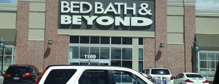 Bed Bath & Beyond is one of Locais curtidos por Timothy.