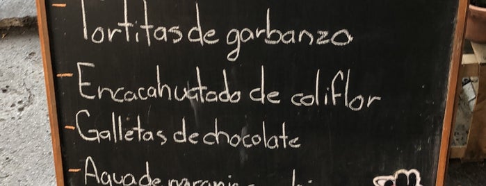 Boris Vegan Club is one of CDMX: San Rafael/Santa María La Ribera.