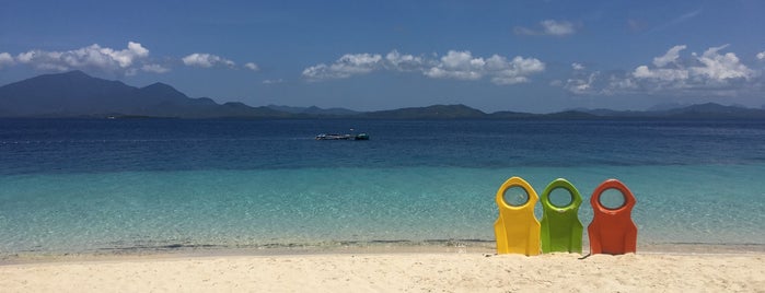 Pandan Island is one of Palawan.