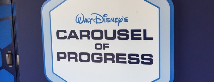 Walt Disney's Carousel of Progress is one of Orte, die James gefallen.