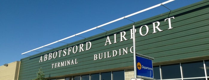 Abbotsford International Airport (YXX) is one of Lieux qui ont plu à Dan.