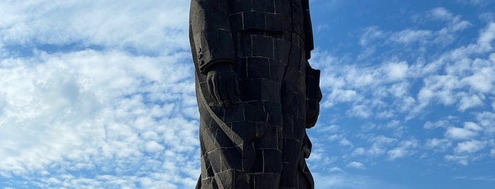 Monumento a Benito Juárez is one of Lieux qui ont plu à Ivette.