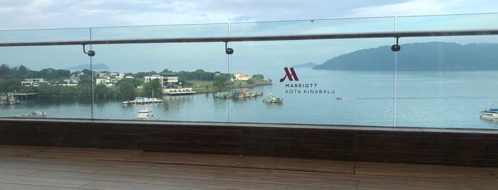 Marriott Hotel Kota Kinabalu is one of Posti che sono piaciuti a Daniel.